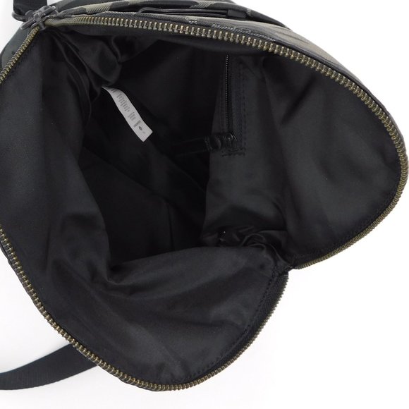 Lululemon athletica Camo Crossbody Bag - Black and Gray EUC - Picture 12 of 13